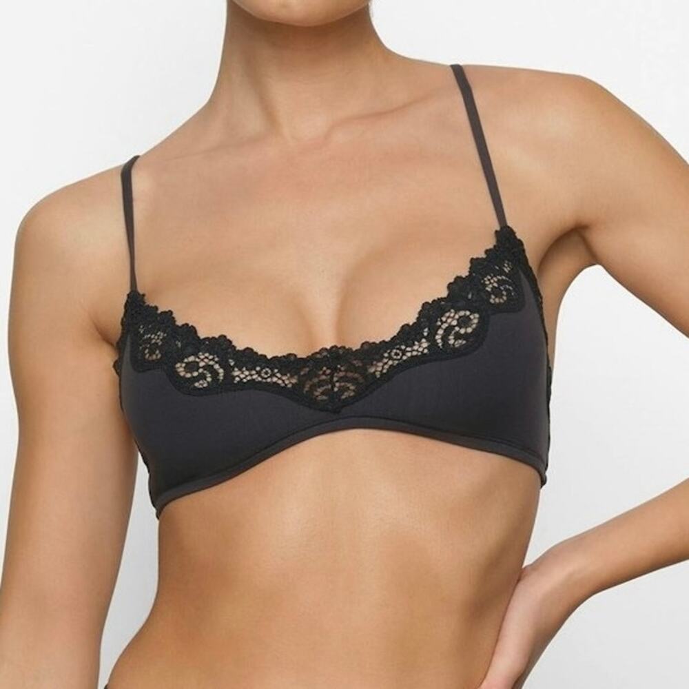 Skims Fits Everybody Lace Scoop Bralette S Black